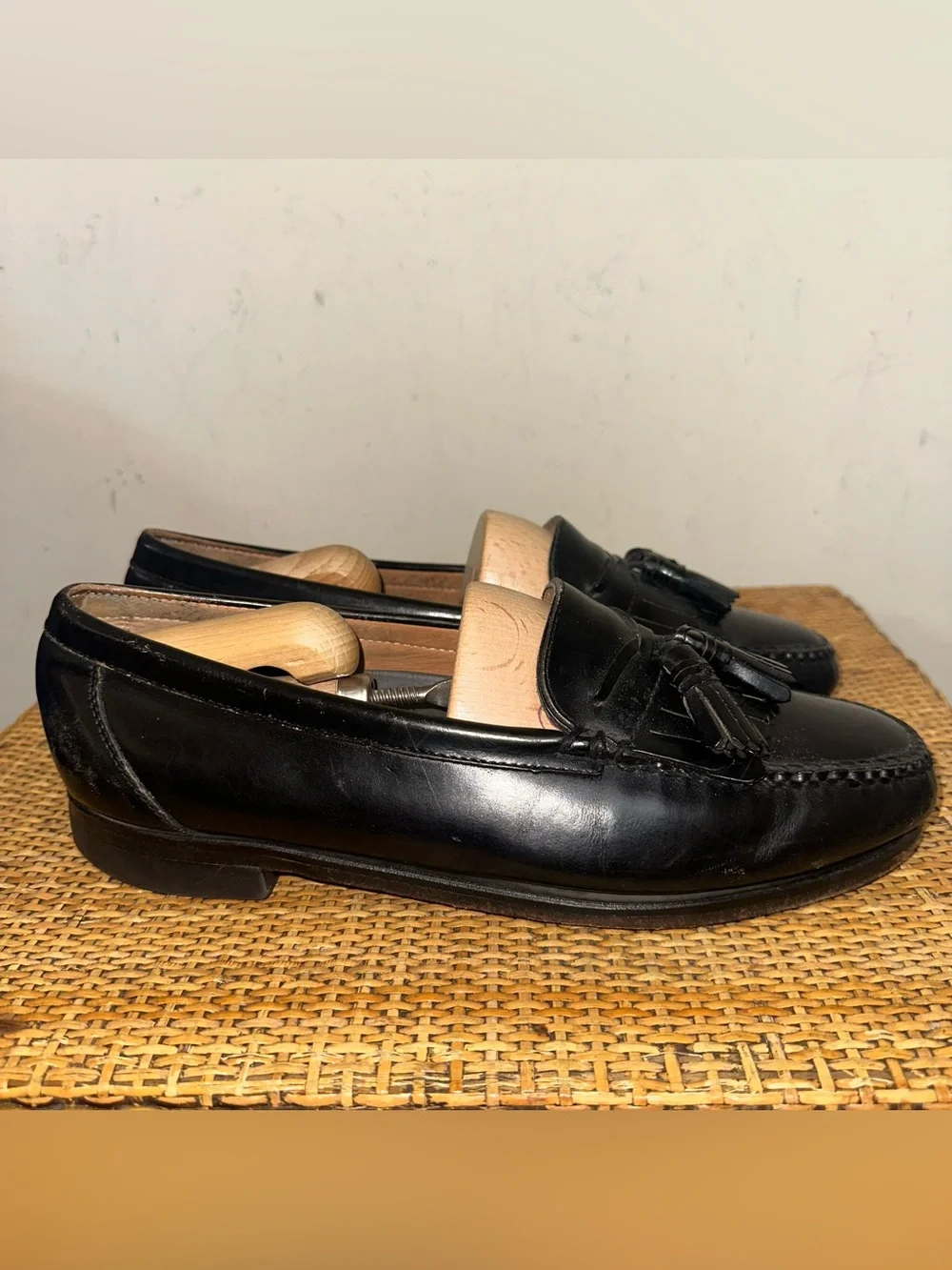 Johnston & Murphy Tassel Loafers Mens 10EEE Black Leather Preppy Academia 7E6760